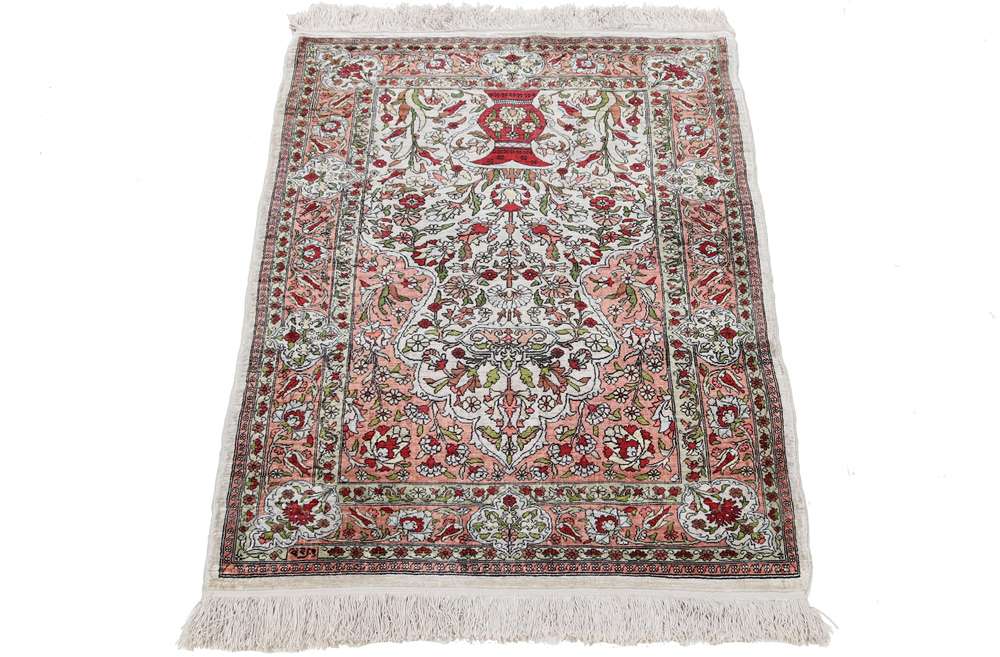 Oriental rug Hereke
