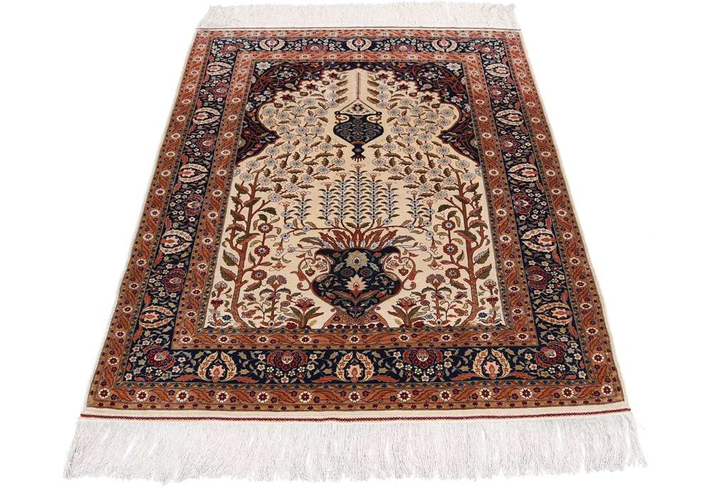 Oriental rug Hereke