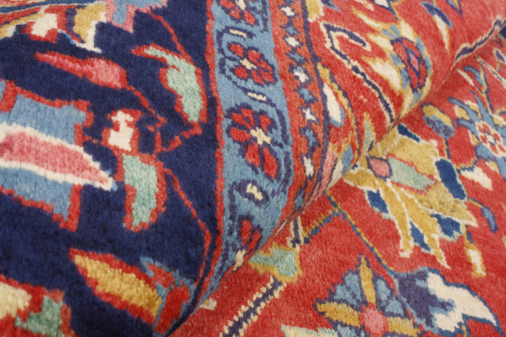 Persian rug Mahal