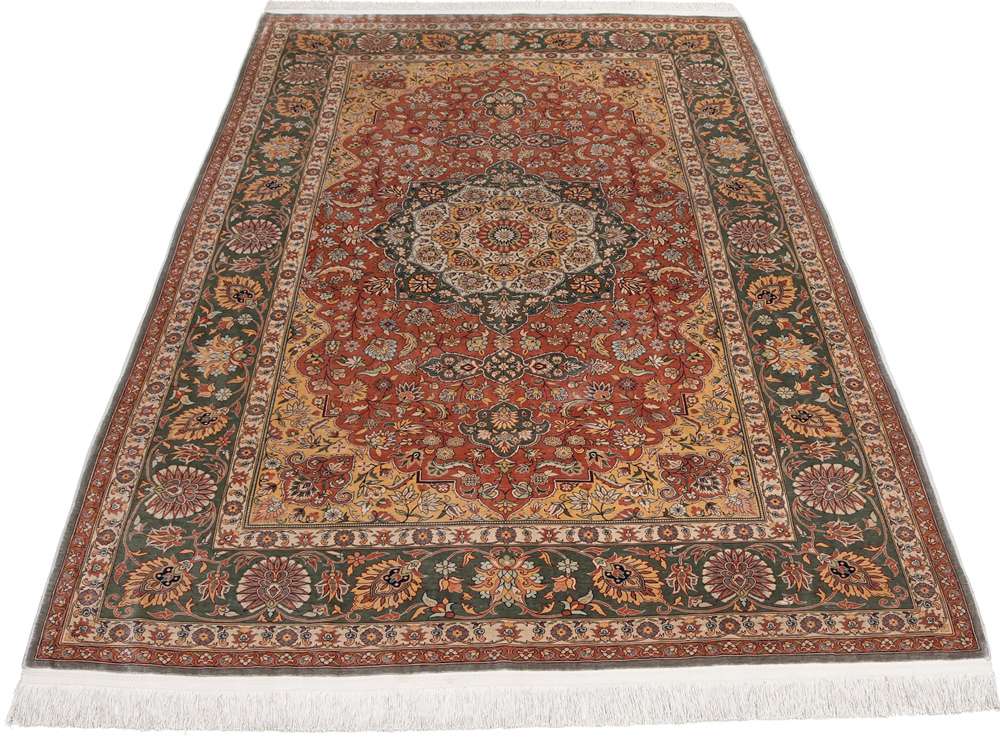 Oriental rug Hereke