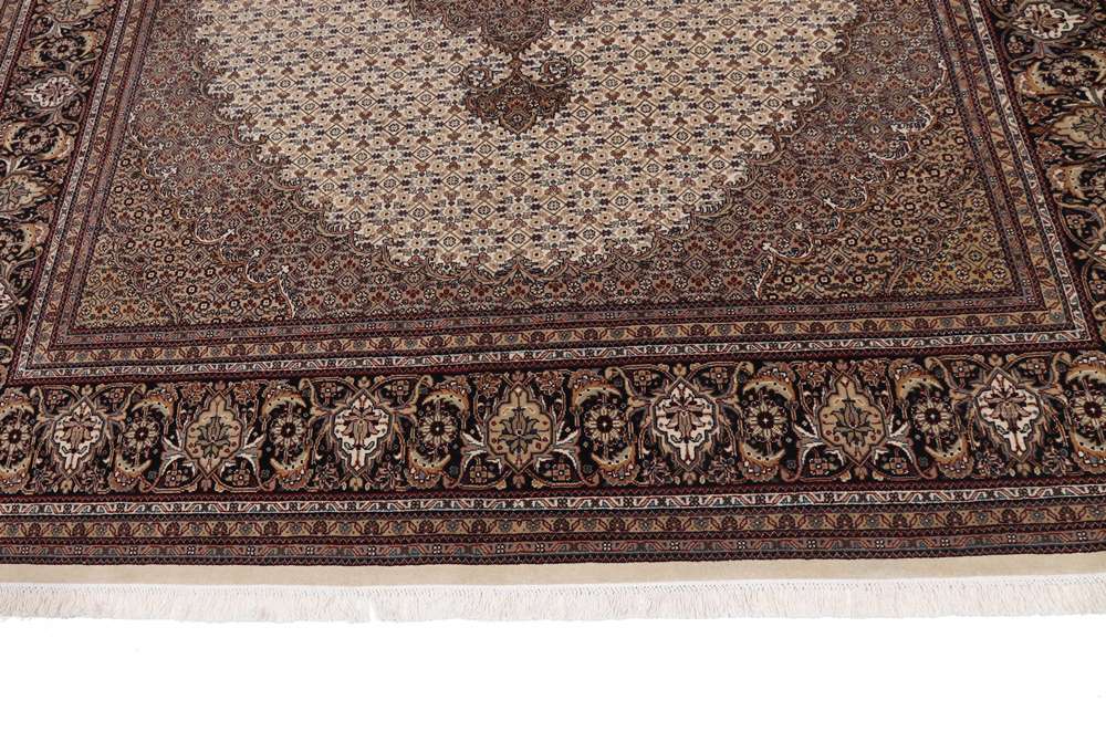 Oriental rug Tabriz
