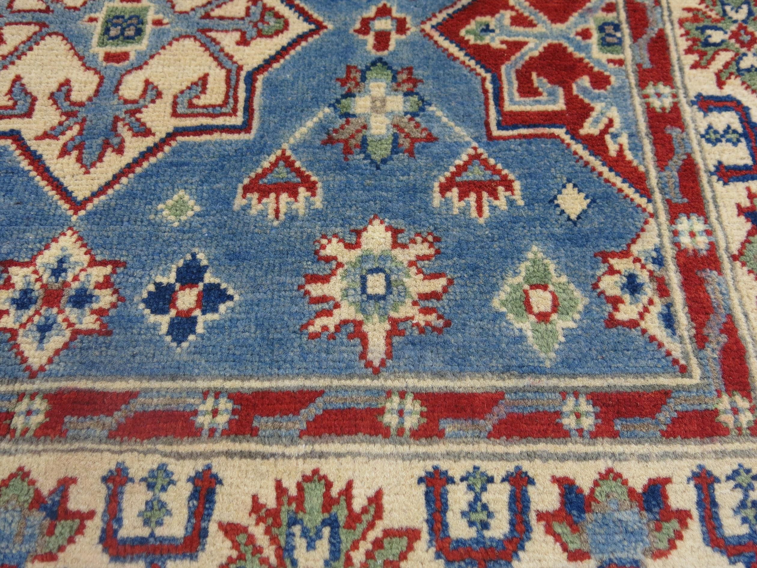 Orientální koberec Kazak