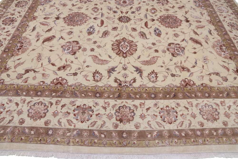Oriental rug Tabriz