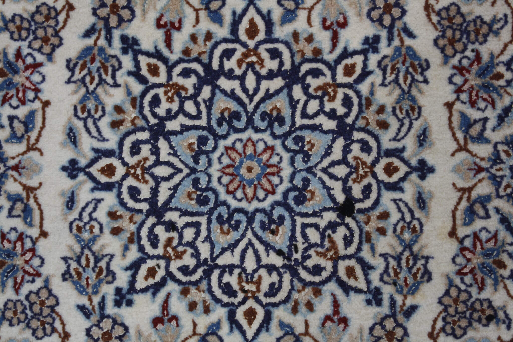 Persian rug Nain Exclusive