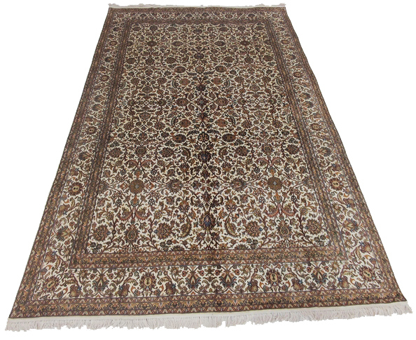 Kashmir Silk Exclusive