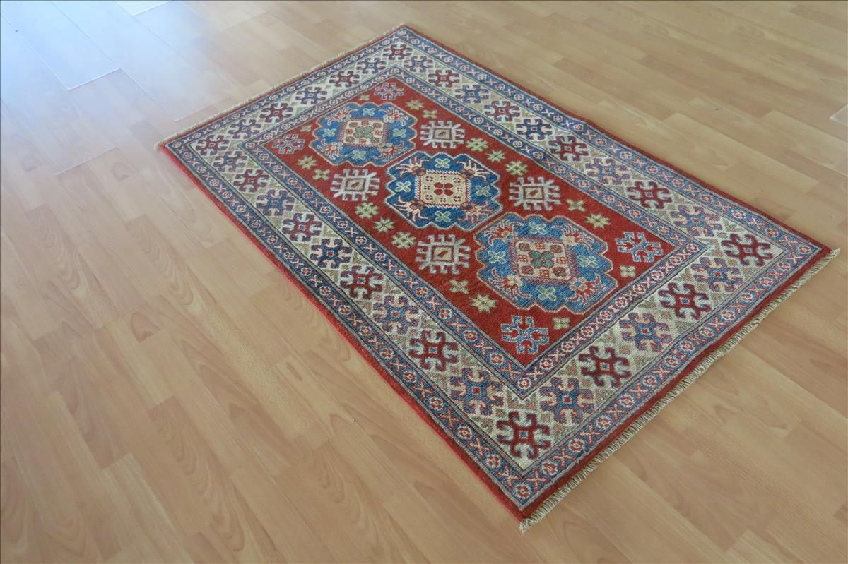 Orientální koberec Kazak