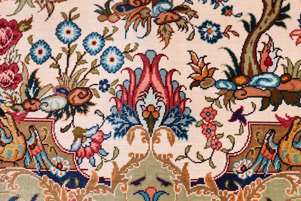 Oriental rug Hereke