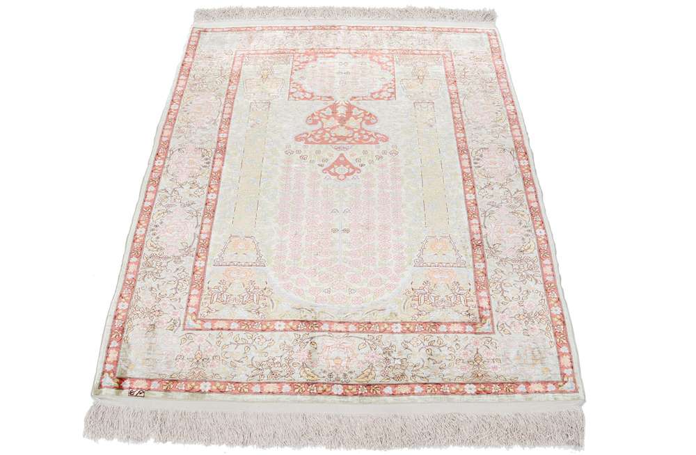 Oriental rug Hereke