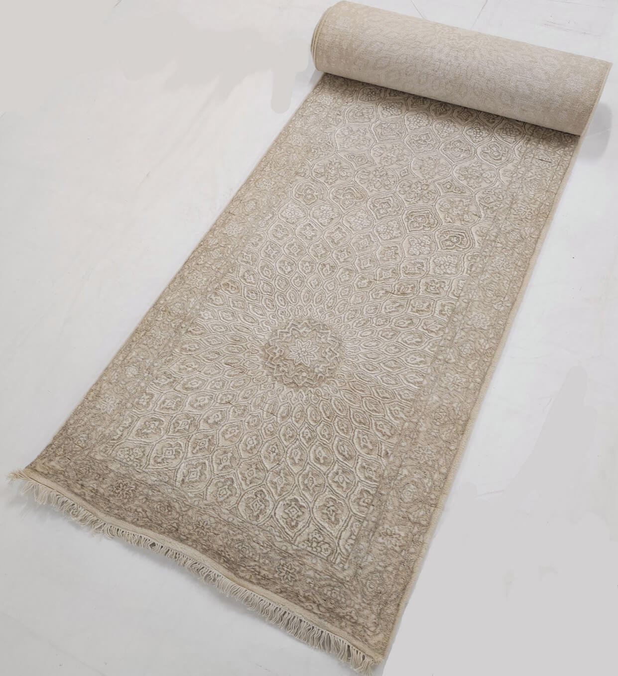 Persian rug Tabriz Royal