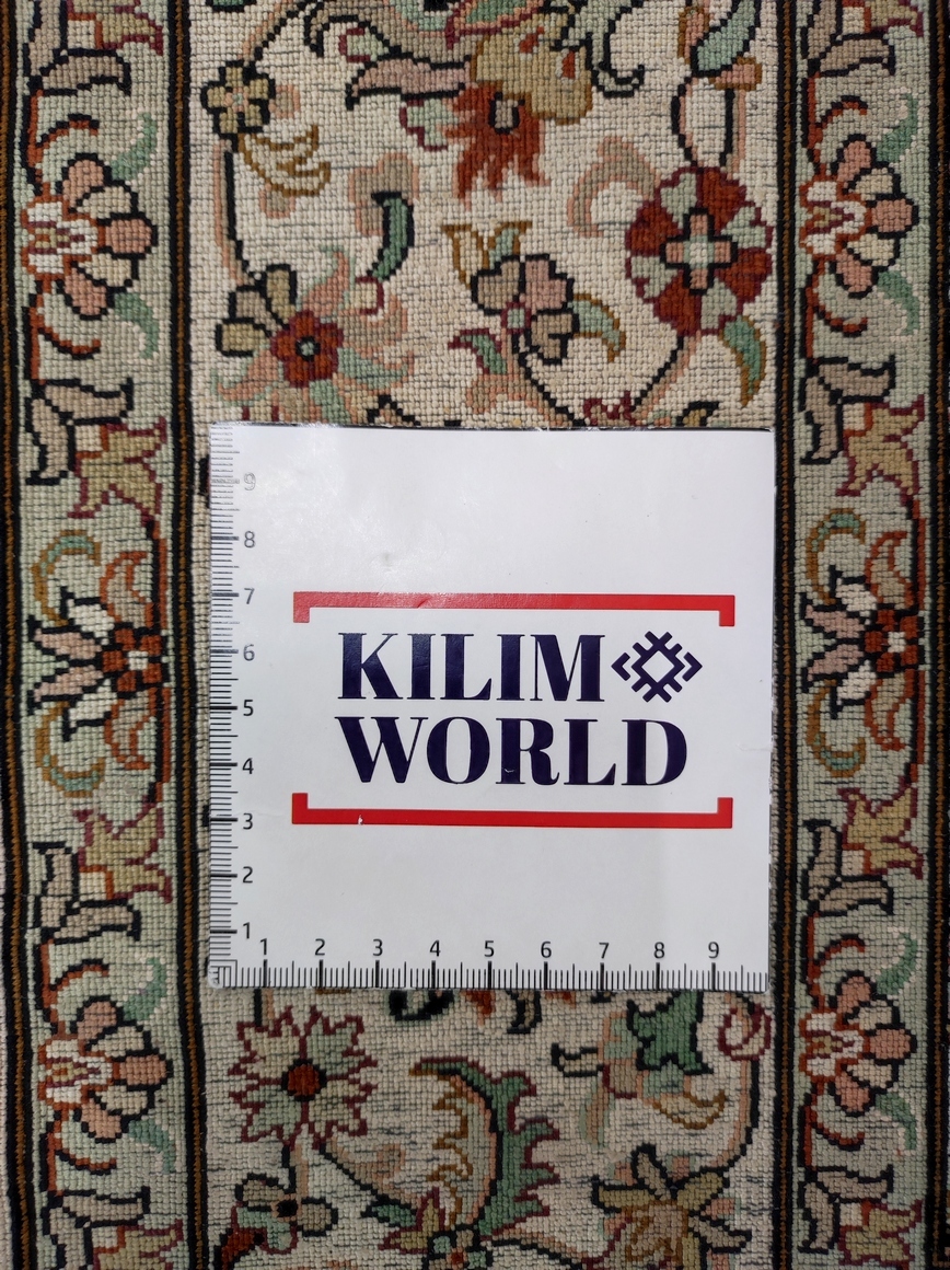 Kashmir Silk Royal