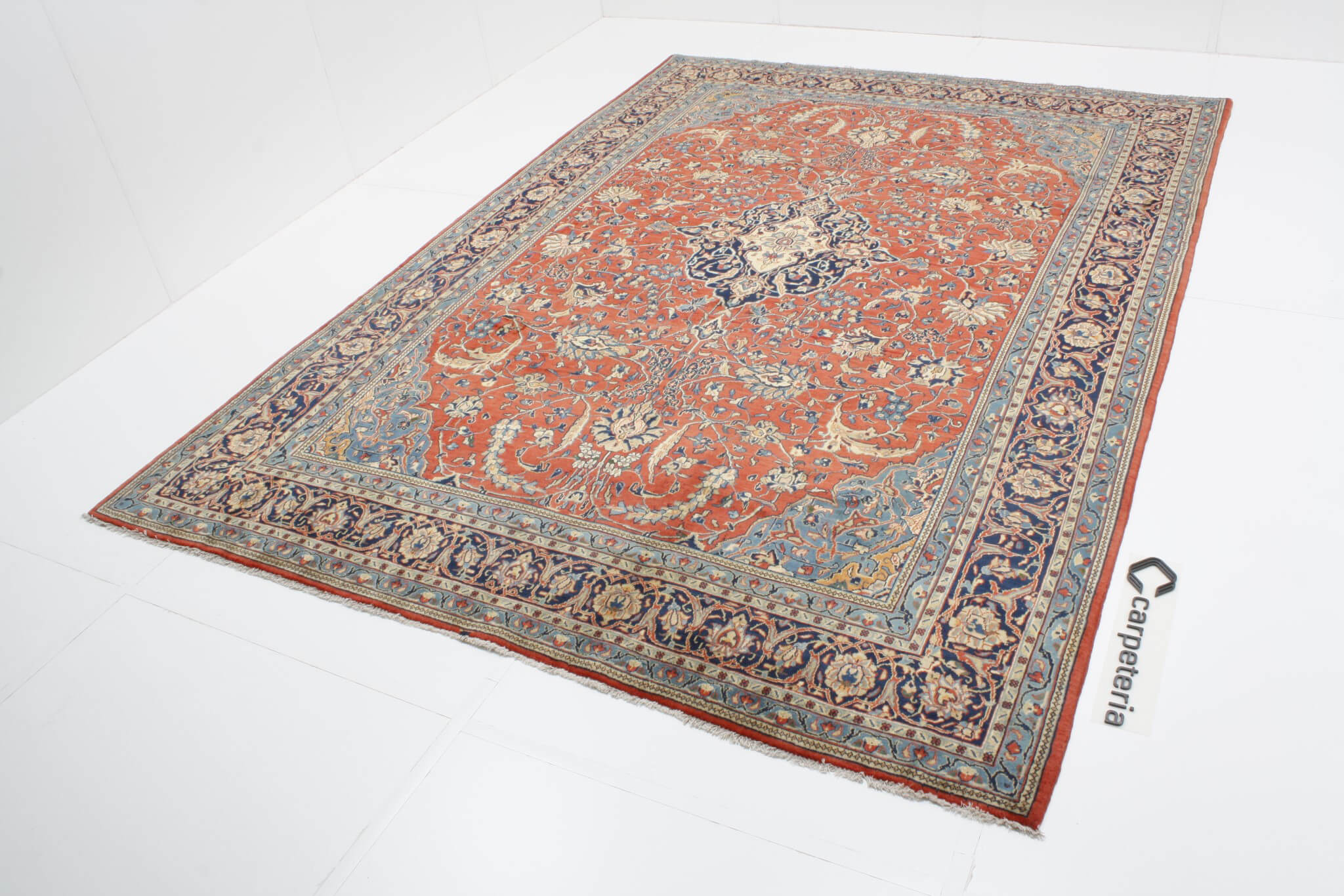 Persian rug Sarough