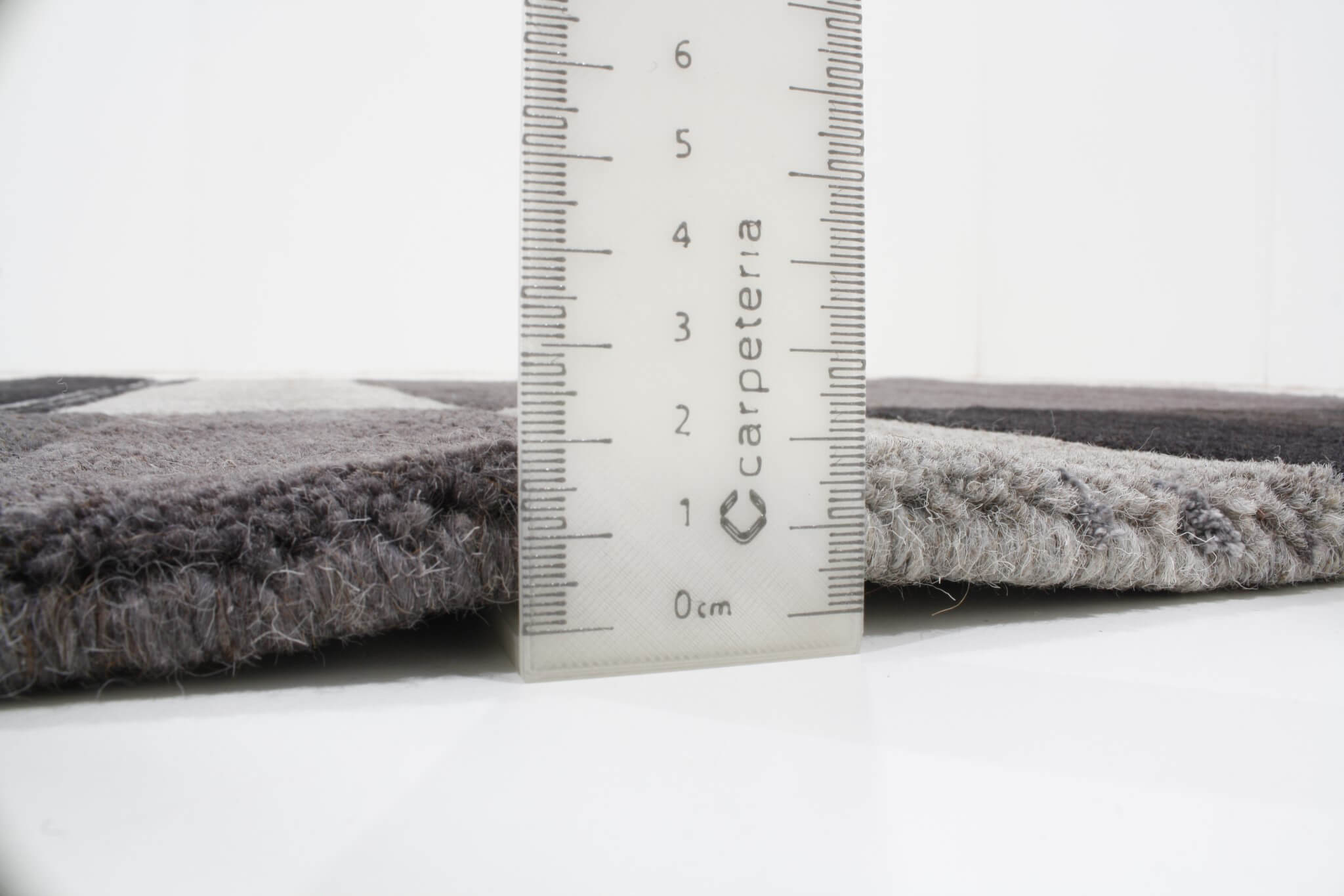 Modern rug Nepal Exclusive