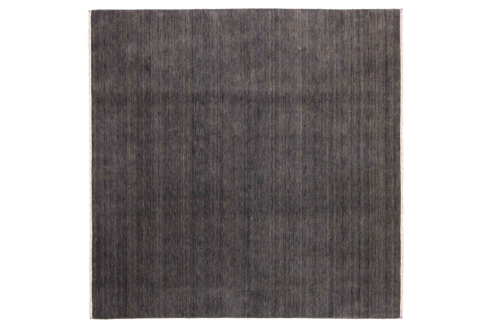 Modern rug Loribaft