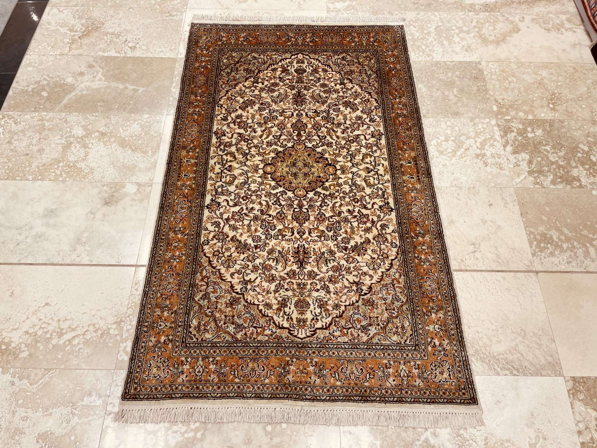 Oriental rug Kashmir Silk Exclusive