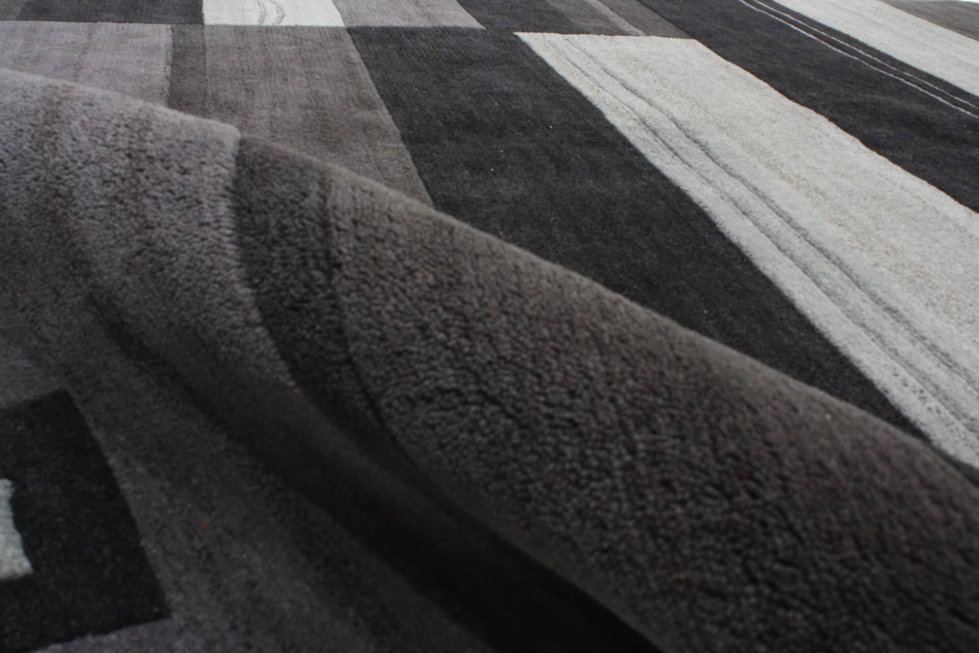 Modern rug Nepal Exclusive