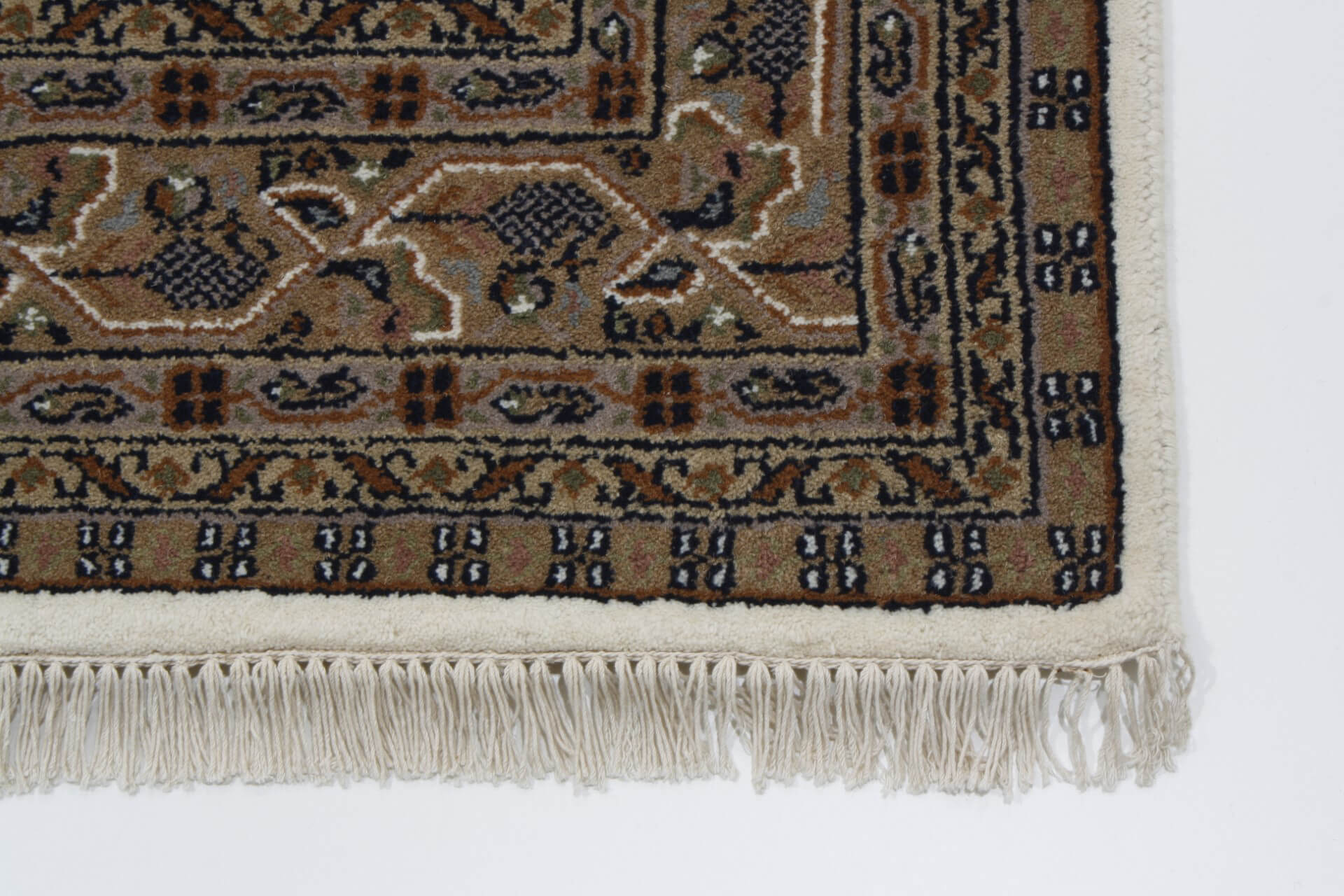 Oriental rug Mir